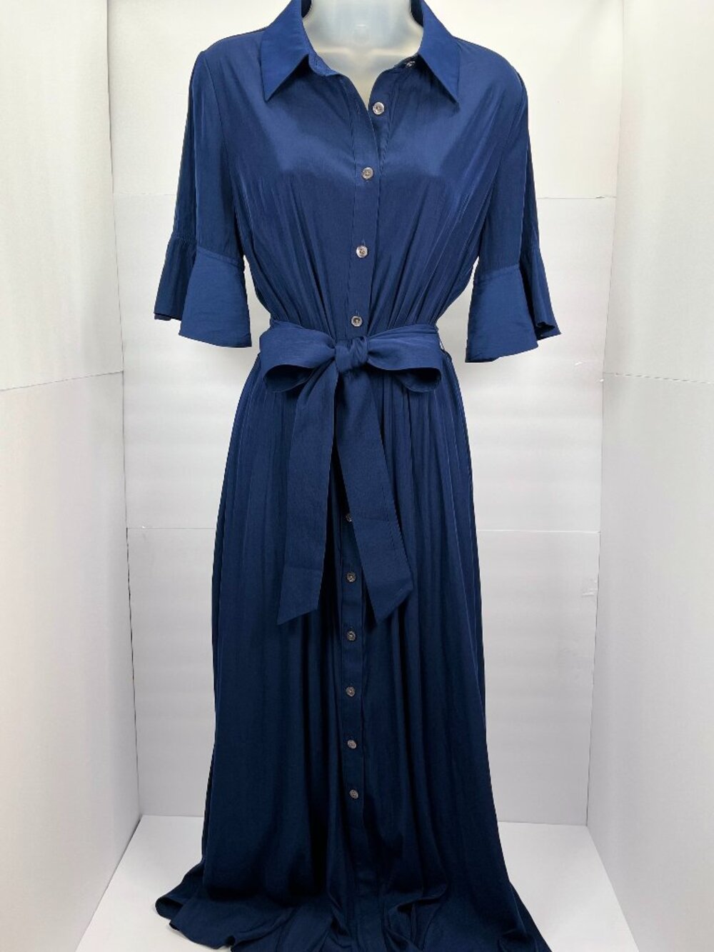 Hausen Navy blue pleated button-down maxi dress size Medium